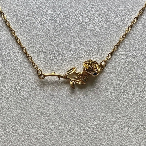 Elegant Gold Rose Necklace - Picture 2 of 3